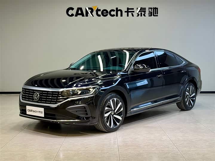Volkswagen Passat 2025 Outstanding Edition 330TSI Elite