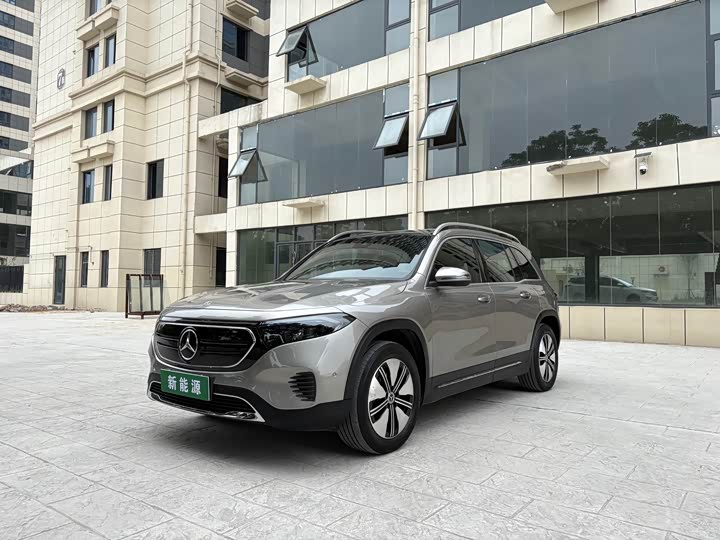 Mercedes-Benz EQB 2023 facelift EQB 260