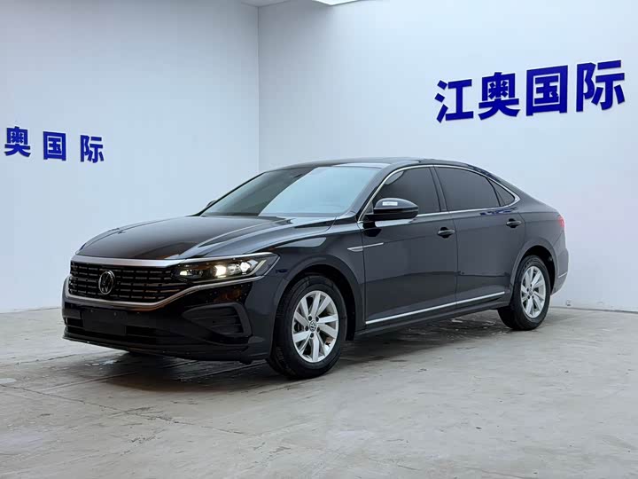 Passat 2023 facelift 280TSI business version