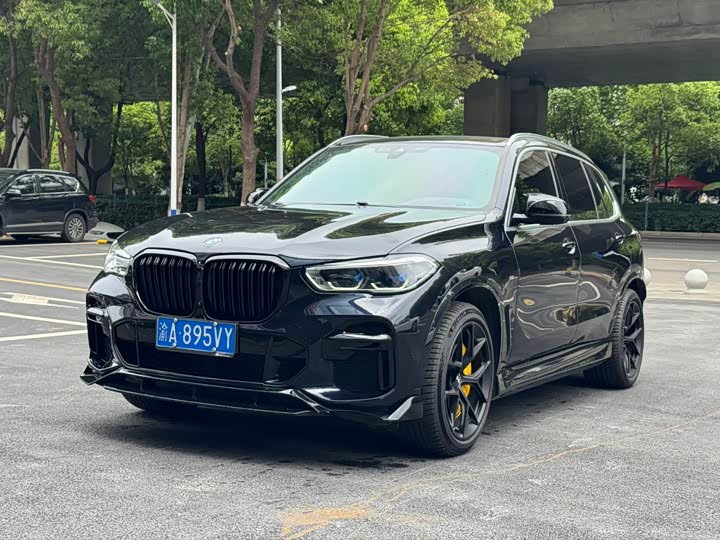 BMW X5 2022 xDrive 30Li Exclusive M Sports Package