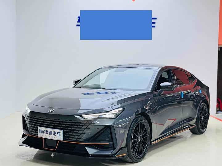 Changan UNI-V 2022 1.5T sports version