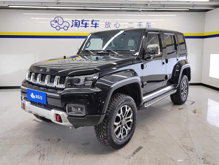 BAIC BJ40 2024 2.0T City Hunter Glory Edition