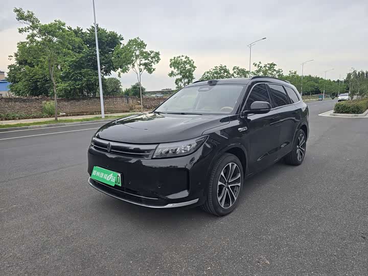 AITO M7 2024 1.5T Intelligent Driving AWD Max Edition 6-Seater