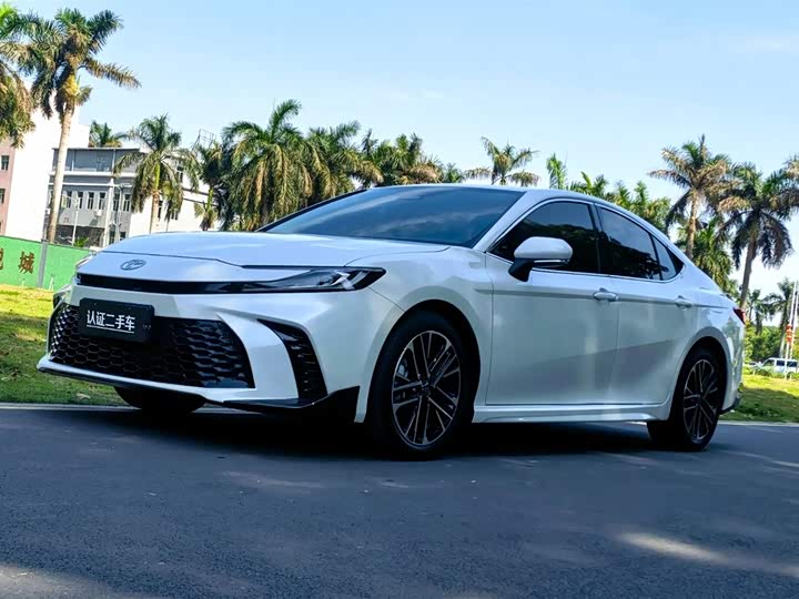 Camry 2026 Hybrid 2.0HSE Sport Lite Edition