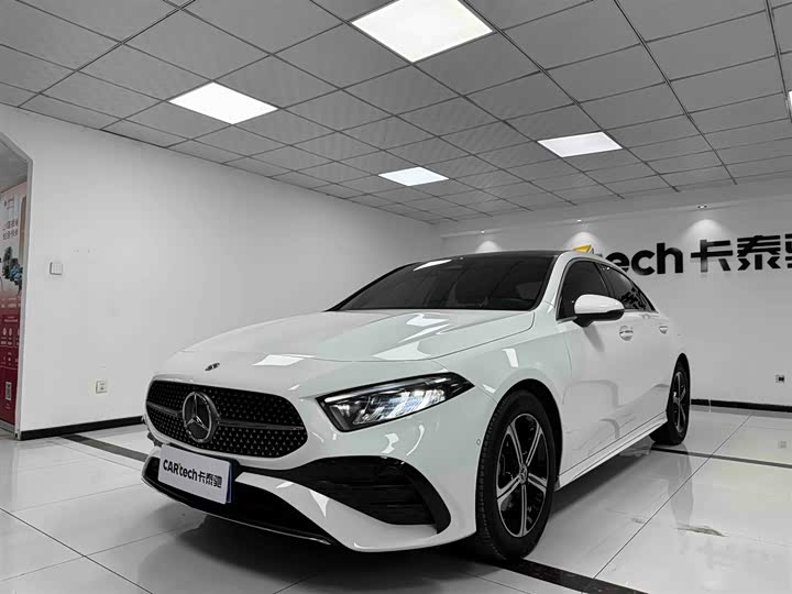 Mercedes-BenzA-Class 2024 Model A 200 L FashionModel
