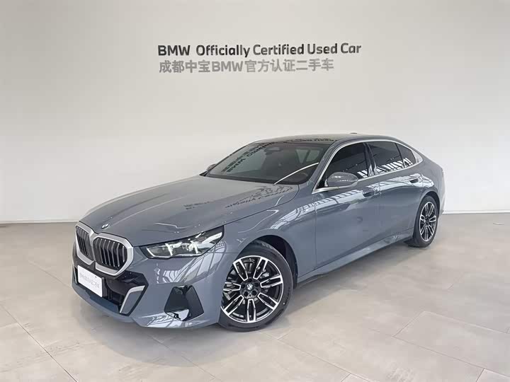 BMW 5 Series 2024 525Li M Sports Package