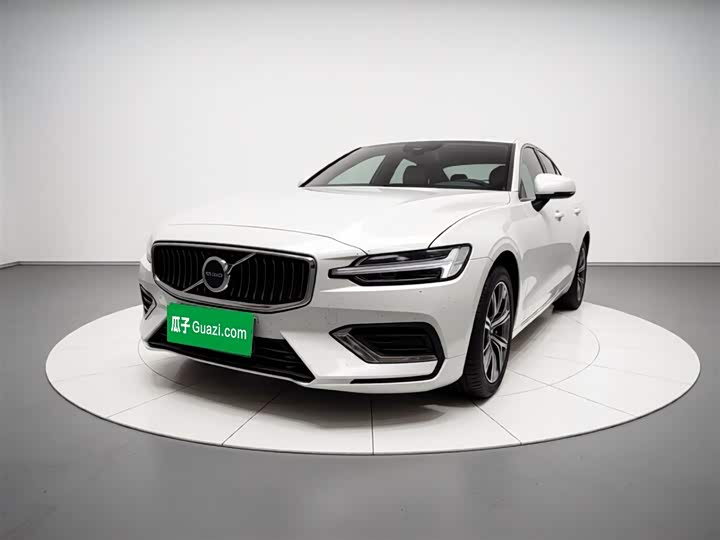 VolvoS60 2026 Model B4 Zhiyi Luxury Edition