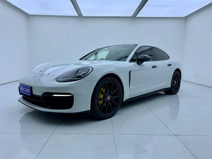 2023 Porsche Panamera Platinum Edition 2.9T