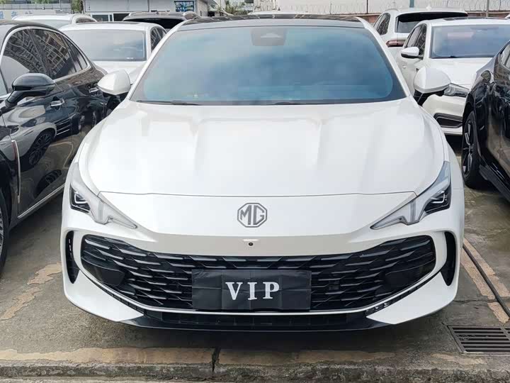 MG7 2025 Model 1.5T 300 DCTLuxury Edition