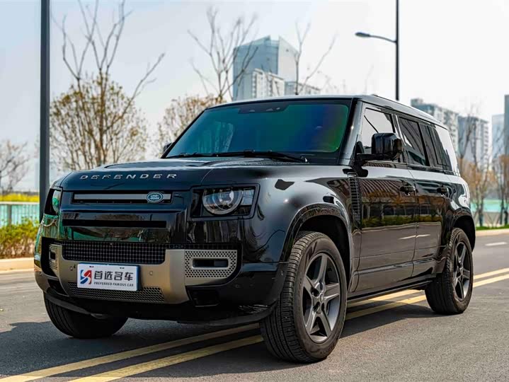 Land Rover Defender 2025 110 3.0T P400 X-Dynamic SE