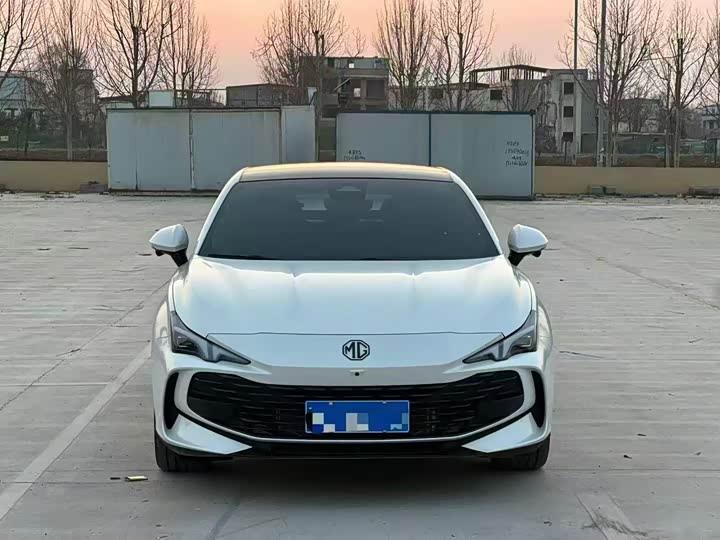 MG7 2025 model 2.0T 405 AT luxury version