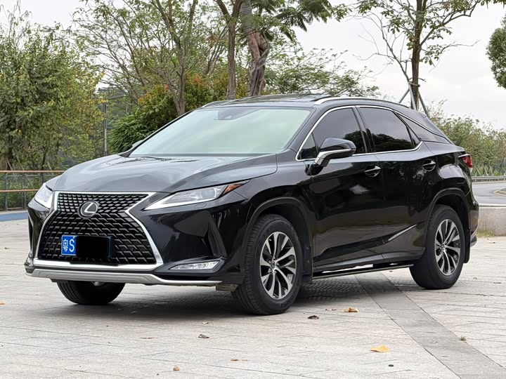 Lexus RX 2020 facelift 300 two-wheel drive comfort version