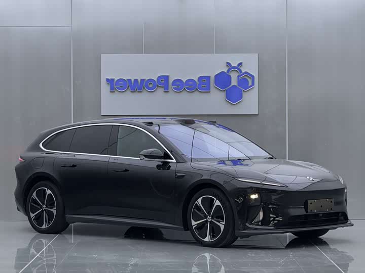 NIO ET5T 2024 model 75kWh Touring