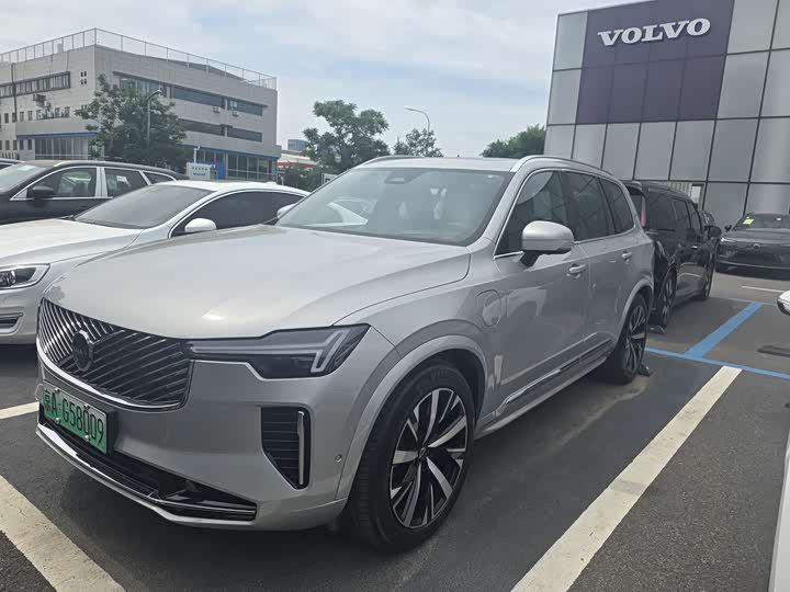 Volvo XC90 plug-in hybrid 2025 facelift T8 Zhizun Deluxe Edition 7 seats