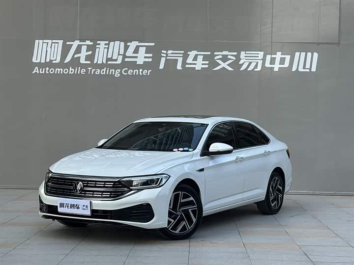 Sagitar 2025 Model 300TSI DSG Beyond Edition