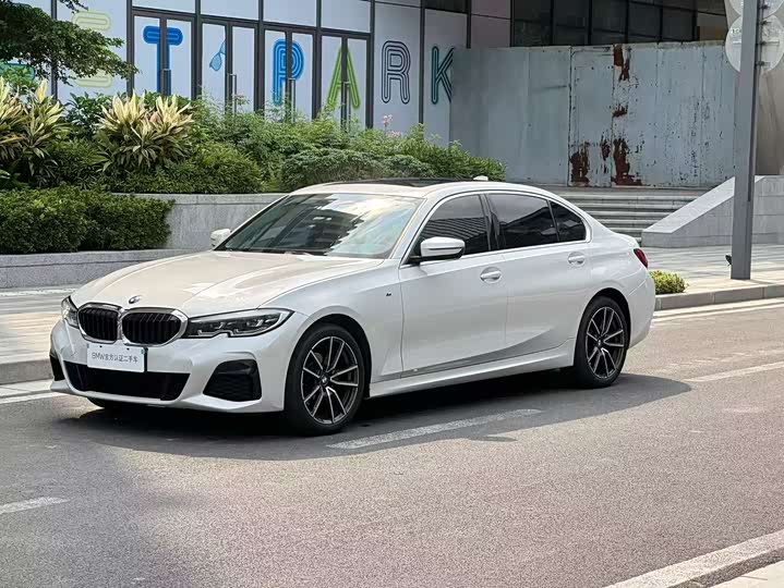 BMW 3 Series 2022 320Li M Sports Package