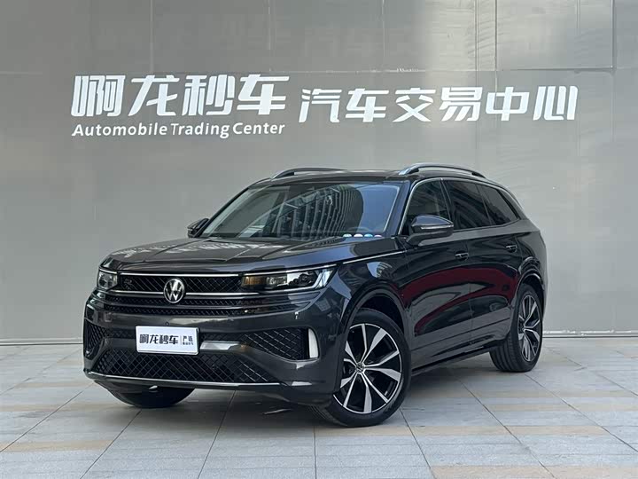 Tavendor 2023 380TSI 4Motion R-Line First Edition