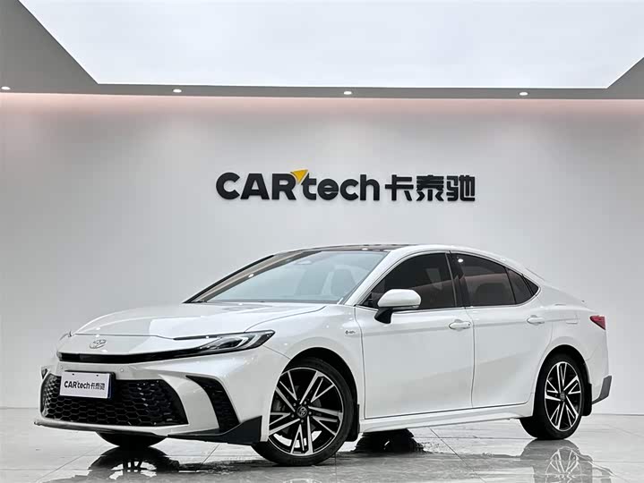 Camry 2024 Dual Engine 2.0HS Sports Edition