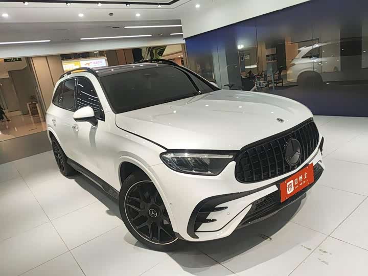 Mercedes-Benz GLC 2023 GLC 300 L 4MATIC Dynamic 5-seater