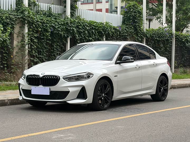 BMW 1 Series 2023 125i M Sports Night Edition