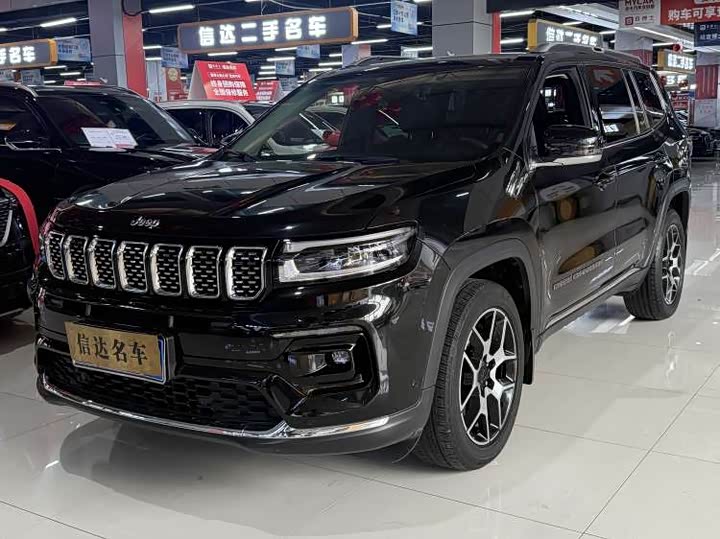 2021 Commander 2022 2.0T two-wheel drive luxury version