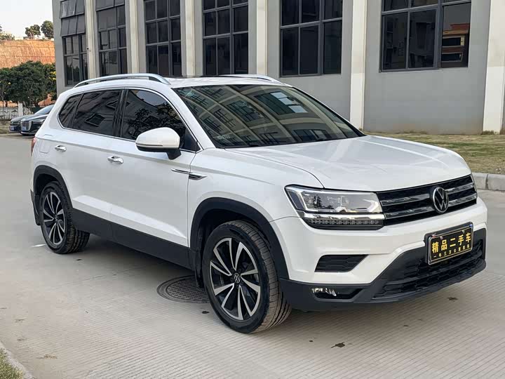 Tharu 2022 280TSI FWD Luxury Edition