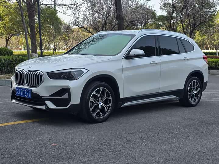 BMWX1 2021 Model sDrive20Li PremiumModel