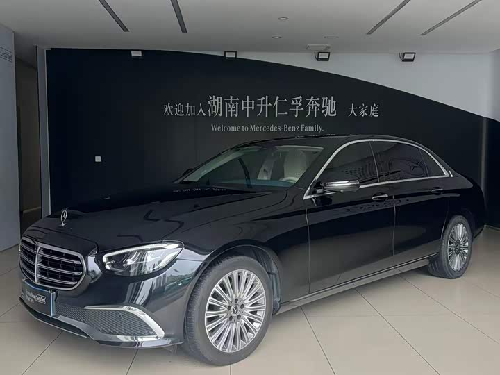 Mercedes-Benz E-Class 2022 E 300 L Fashion
