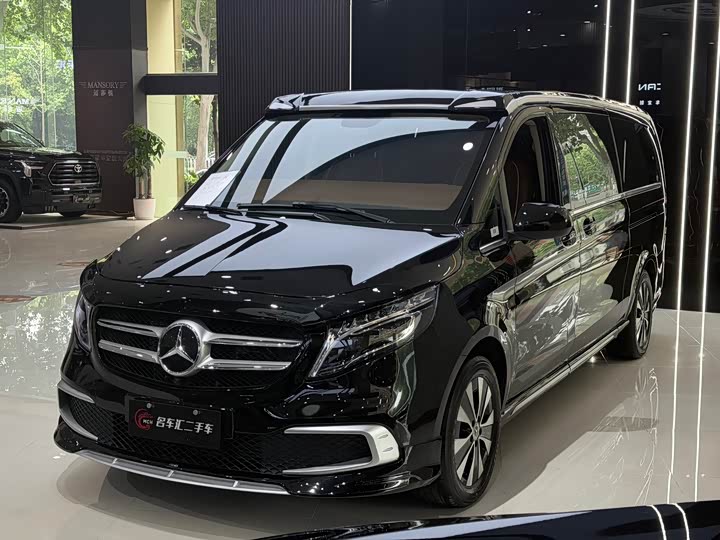 Vito 2023 2.0T Business Edition 7 seats