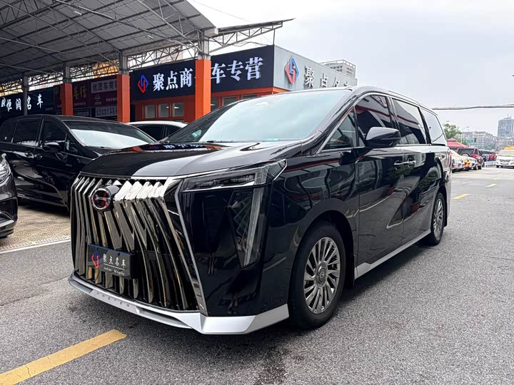 Trumpchi M8 2026 HEV Premium Edition