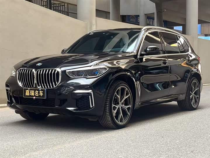 BMW X5 2022 facelift xDrive 40Li M sports package