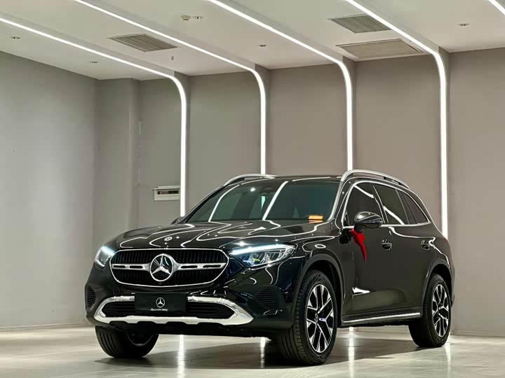 2025 Mercedes-Benz GLC 260 L 4MATIC Dynamic (Facelift)