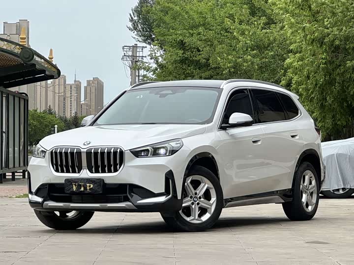 BMW X1 2023 sDrive20Li X-Line