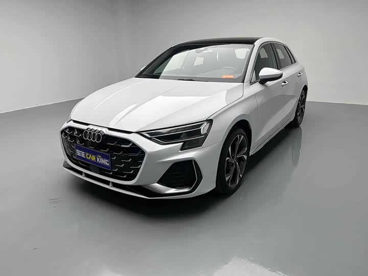 AudiA3 2025 Model Sportback 35TFSI Flying SpurPremiumModel