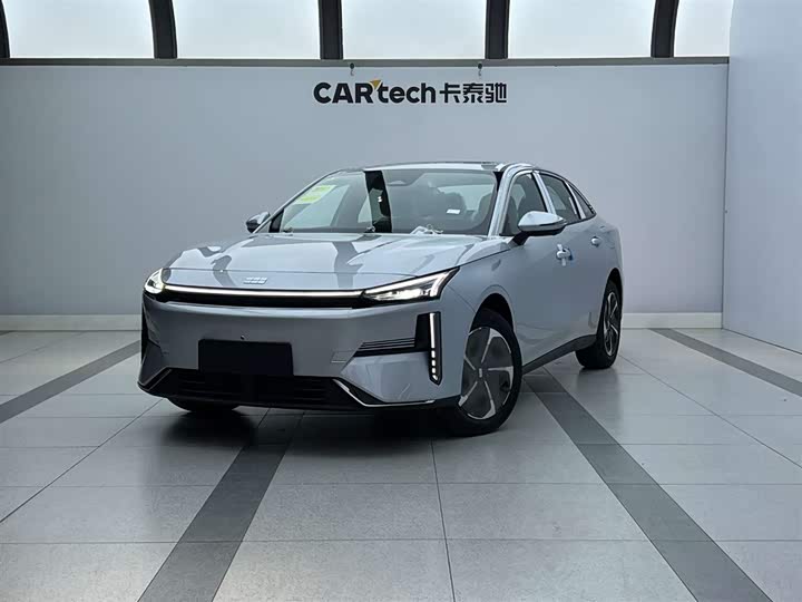 LaCrosse 2022 552T luxury model