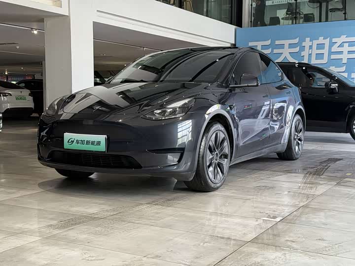 Model Y 2024 rear-wheel drive version