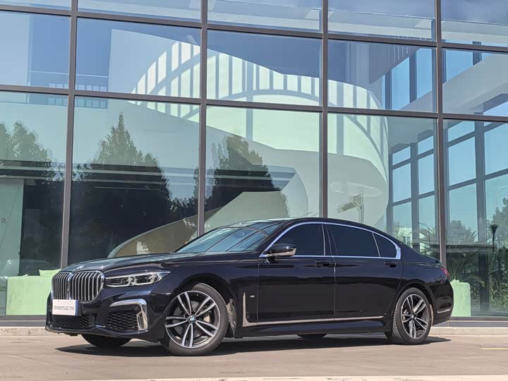 2022 BMW7 Series 2021 Model 730Li M Sports Package