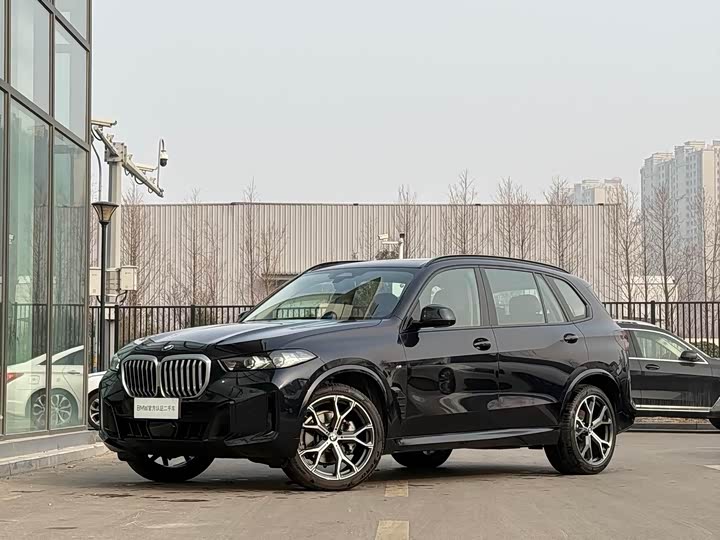 2025 BMWX5 2025 Model xDrive 30Li PremiumModelMSportsNight Package