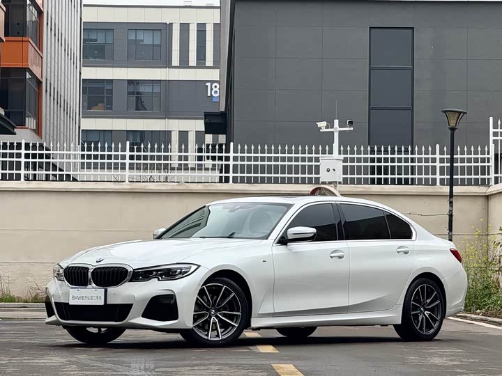 2021 BMW3 Series 2021 Model 325Li M Sports Package