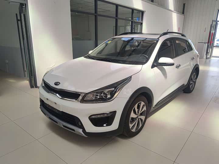 KX CROSS 2018 1.6L Automatic Smart Sunroof Edition