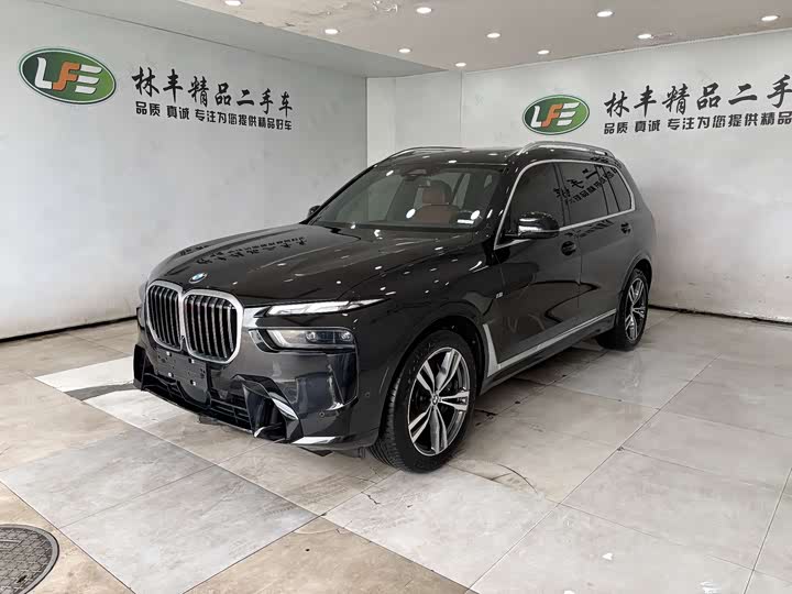 2023 BMWX7 2023 Model xDrive40i PremiumModelM Sports Package