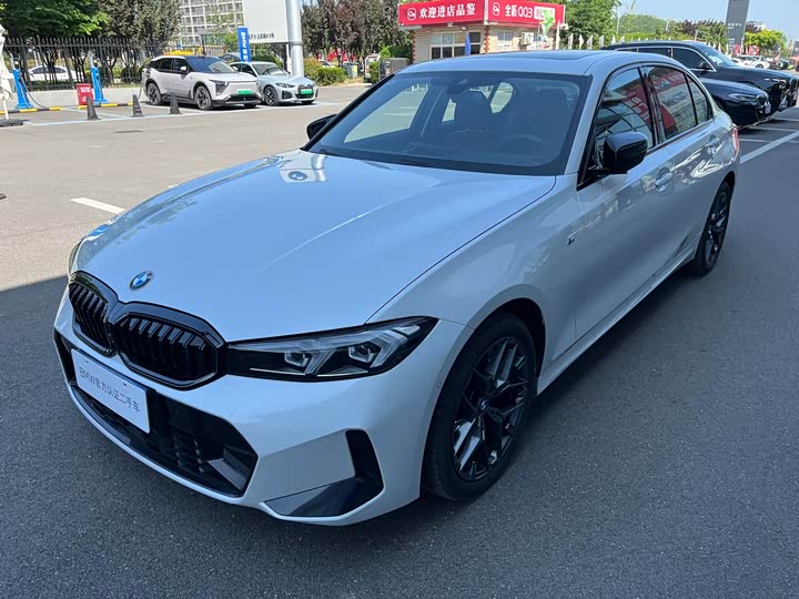 Roewe i5 2021 1.5L Manual Diamond Edition