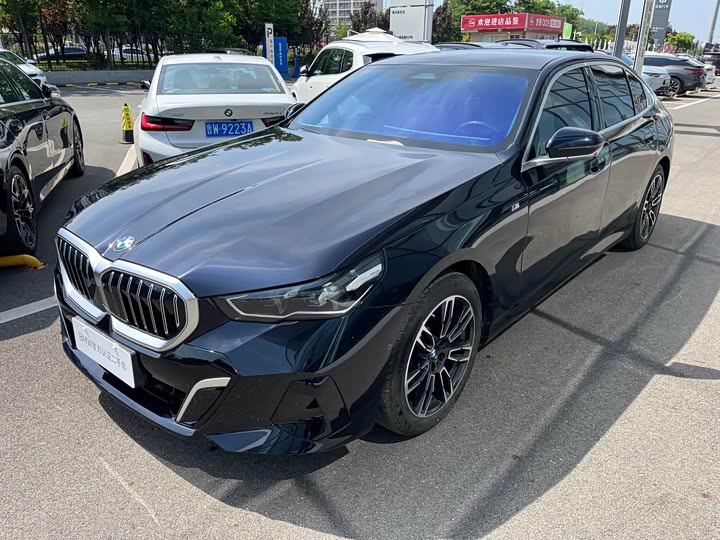 Tiggo 8 PLUS C-DM 2025 model 1.5T 116km premium type 5 seats