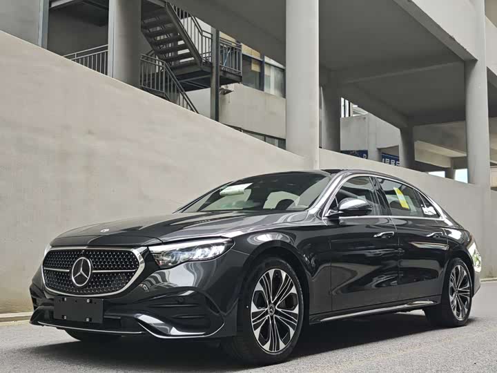 Mercedes-Benz E-Class New Energy 2024 E 350 e L plug-in hybrid sports sedan