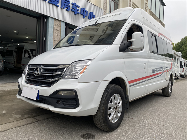 Forester 2022 model 2.0i AWD luxury version EyeSight 