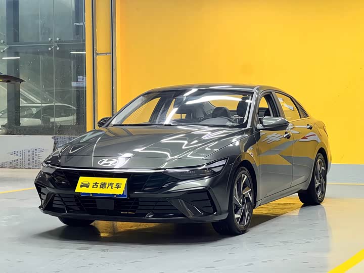 Elantra 2023 1.5L CVT LUX