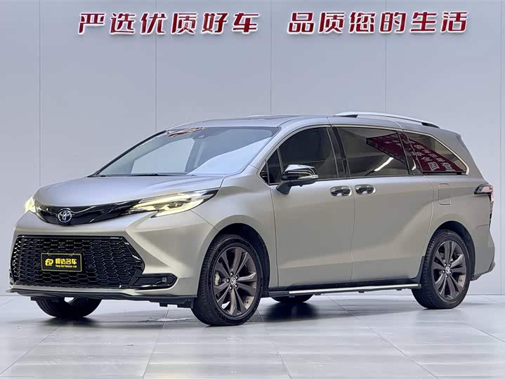SIENNA 2021 2.5L Hybrid Comfort Edition