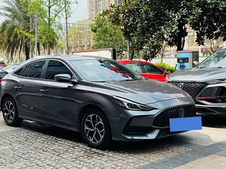 MG5 2021 180DVVT CVT Youth Fashion Edition