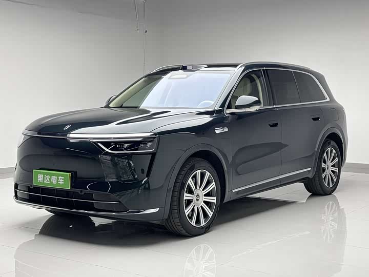 Wenjie M8 2025 extended range Max version 53.4kWh 6-seater version (192-line lidar)