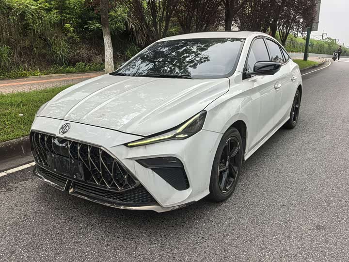 MG5 Scorpio 2022 1.5T Deluxe Edition